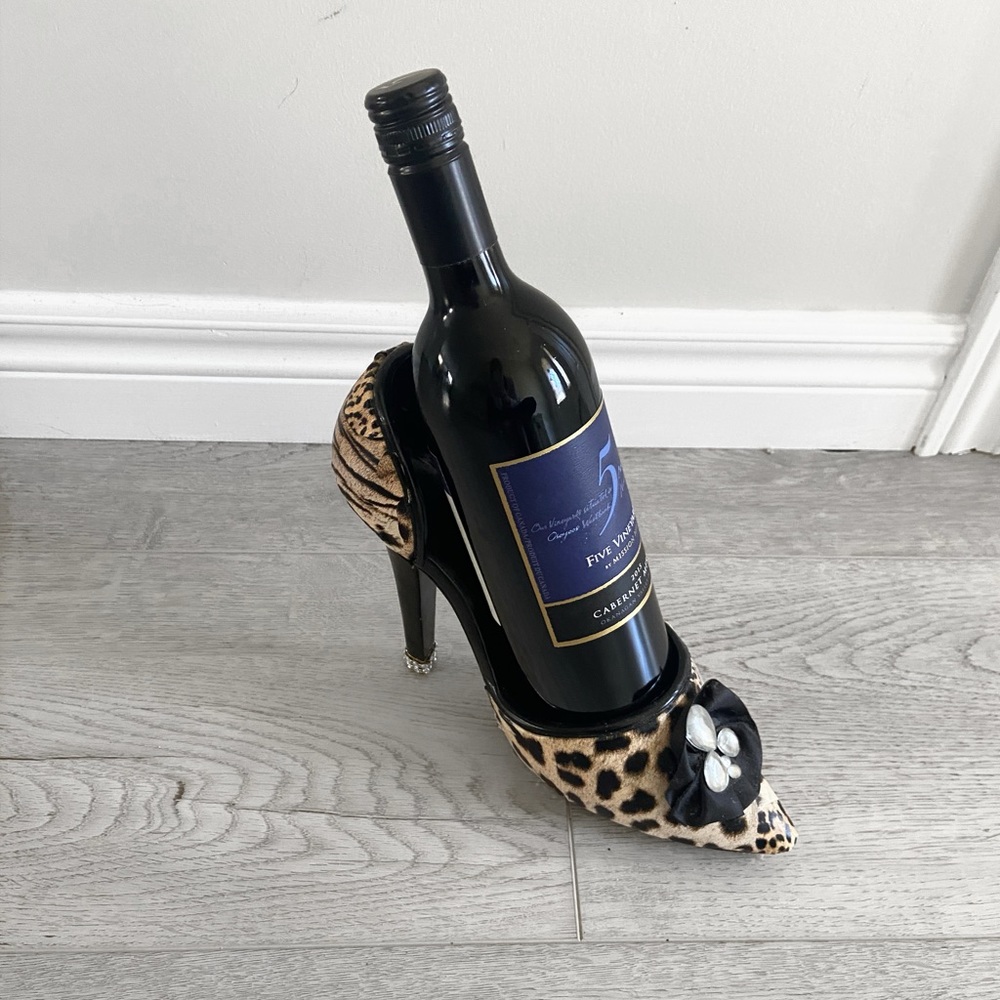 Leopard print Shoe Wine bottle holder